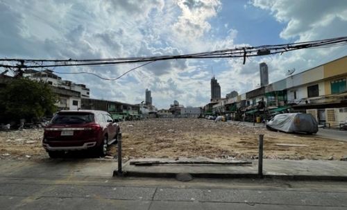 ขายที่ดินแปลงศักยภาพ ซอยจันทน์ 45 สาทร 740 ตรว. แปลงสวย ใจกลางสาทร โทร 086-8833232