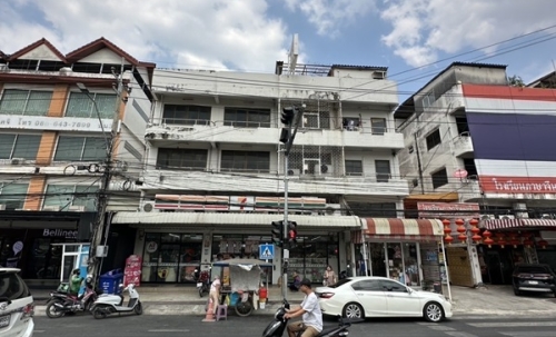 ขายตึกทำเลทองแบริ่ง ตรงข้าม รร.เซนต์โยเซฟ พร้อมผู้เช่า(7-11) ผลตอบแทน มากกว่า 5 เปอร์เซ็น
