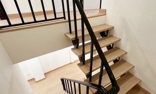 ขายทาวน์เฮาส์ 2 ชั้น NexHaus44 ปากซอยอ่อนนุช 44 เดินทางเข้าโซนทองหล่อ พระราม 9 รีโนเวทใหม่ทั้งหลัง พร้อมเข้าอยู่ โทร 085-826-6936