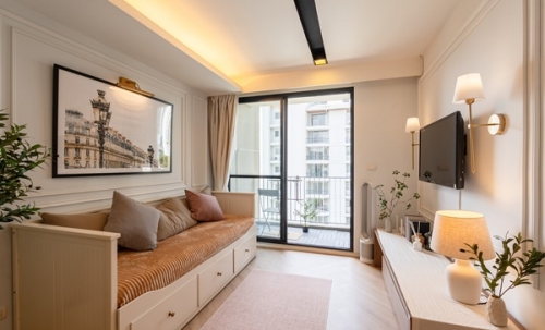 The Nest Ploenchit | Newly Renovated 1BR in Prime CBD — Move-in Ready Tel 062-992-5599