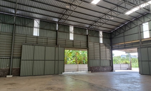 ให้เช่าโกดัง+พื้นที่ทำธุรกิจ พื้นที่ใช้สอย 450 ตรม. พร้อมใช้งาน นครชัยศรี นครปฐม โทร 0935593244