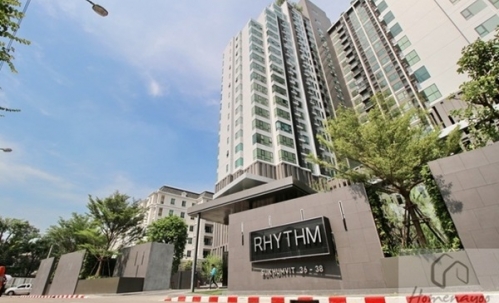 For sale RHYTHM SUKHUMVIT 36-38 ใจกลางทองหล่อ ใกล้ BTS ชั้น 10 วิวสระ โทร 094-9963362