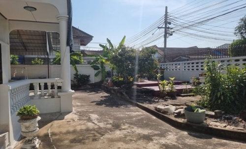 ขายบ้านเดี่ยว 2 ชั้น ปากน้ำ เมืองสมุทรปราการ พื้นที่ 122.8 ตร.ว. 6 ห้องนอน ทำเลดี โทร 0813436920 เจ้าของขายเอง