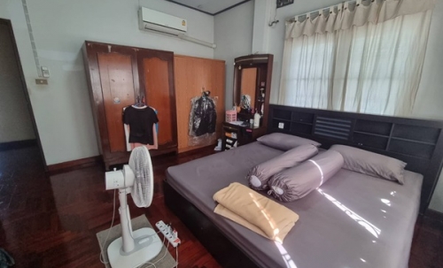 ขายบ้านเดี่ยว 2 ชั้น ปากน้ำ เมืองสมุทรปราการ พื้นที่ 122.8 ตร.ว. 6 ห้องนอน ทำเลดี โทร 0813436920 เจ้าของขายเอง