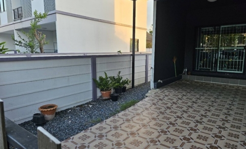 ขายด่วน บ้านทาวเฮ้าส์ หมู่บ้านศิวาลัย บางสมัคร บางปะกง ฉะเชิงเทรา สภาพใหม่ เนื้อที่ 42 ตรว. โทร 0632359638