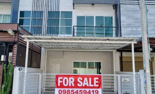 ขายทาวน์โฮม 3 ชั้น รีโนเวทใหม่ ข้างซอยวัดบางปิ้ง ถ.ศรีนครินทร์ อ.บางเมือง จ.สมุทรปราการ โทร 098-5459419