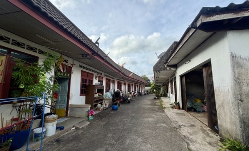 ให้เช่าอาคารสำนักงานพร้อมที่ดิน เชิงทะเล ภูเก็ต 38.4 ตร.ว. ทำเลติดถนนใหญ่ โทร 095-268-6161