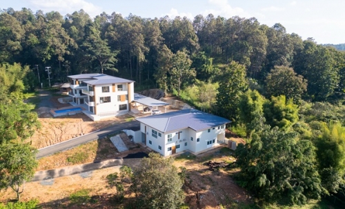 ขายที่ดิน พร้อมอาคาร วิวทะเลหมอก ทำเลศักยภาพ ดอยสะเก็ด – เชียงใหม่ บนเนื้อที่ 5 ไร่กว่า โทร 087-8783536