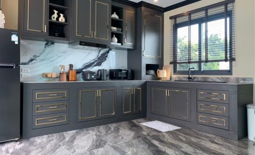 ขายด่วน พูลวิลล่า หัวหิน ประจวบฯ ใกล้ทะเล เดินทางสะดวก 2 ชั้น 3 ห้องนอน ตกแต่งเสร็จเรียบร้อย พร้อมเข้าอยู่ได้ทันที Tel. 0632897879