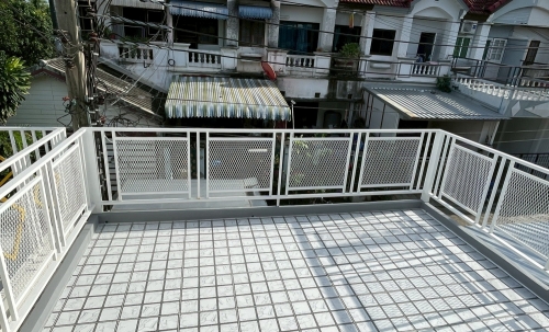 หมู่บ้านราชพฤกษ์วิลล่า รัตนาธิเบศร์  ทาวน์เฮ้าส์ 2 ชั้น ตกแต่งใหม่พร้อมอยู่ ใกล้รถไฟฟ้า ห้างเซ็นทรัลเวสต์เกต ราคาถูกที่สุด