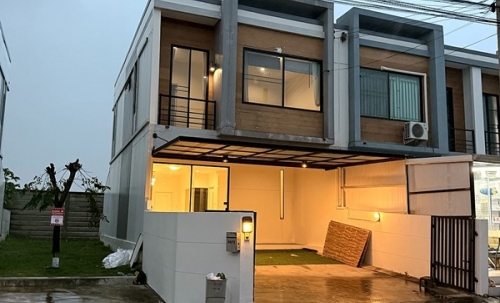 ทาวน์โฮมหลังมุม พร้อมเข้าอยู่ 26.6 ตร.ว 2.59 ล้านบาท 4ห้องนอน 3ห้องน้ำ ฟรีโอน โทร 065-6298798