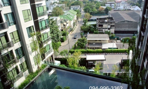 For sale RHYTHM SUKHUMVIT 36-38 ใจกลางทองหล่อ ใกล้ BTS ชั้น 10 วิวสระ โทร 094-9963362