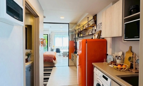 คอนโดใหม่ ใกล้ ม.กรุงเทพ ดีคอนโด วิวิด รังสิต ทำเลดีมาก พร้อมรถรับ-ส่งถึงหน้ามหาลัย โทร 065-4496399